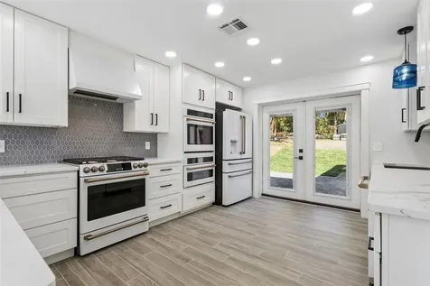 118 N Grandview Street Mount Dora FL 32757