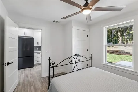 118 N Grandview Street Mount Dora FL 32757