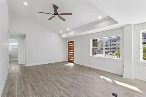 118 N Grandview Street Mount Dora FL 32757