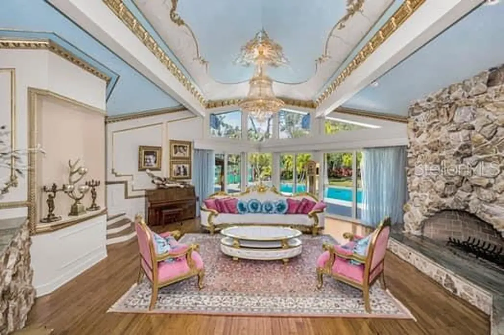2390 Kent Place Clearwater FL 33764