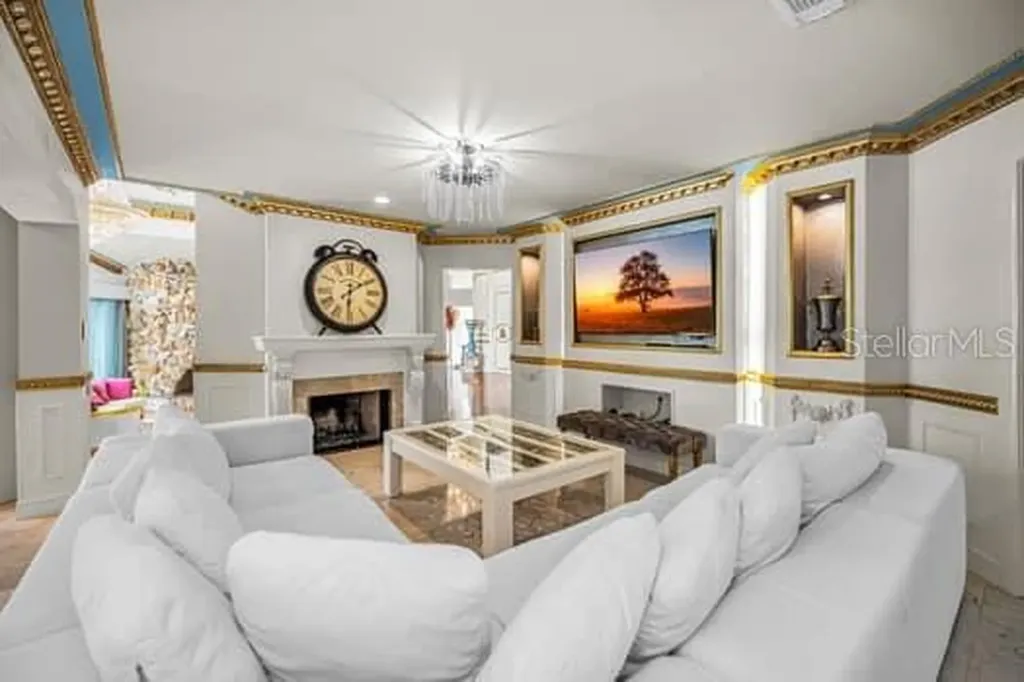 2390 Kent Place Clearwater FL 33764