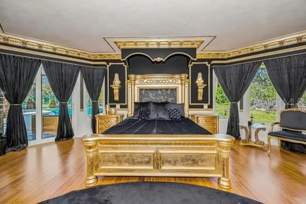 2390 Kent Place Clearwater FL 33764