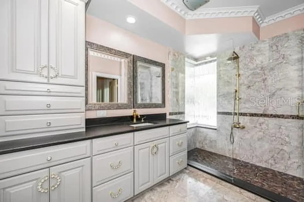 2390 Kent Place Clearwater FL 33764