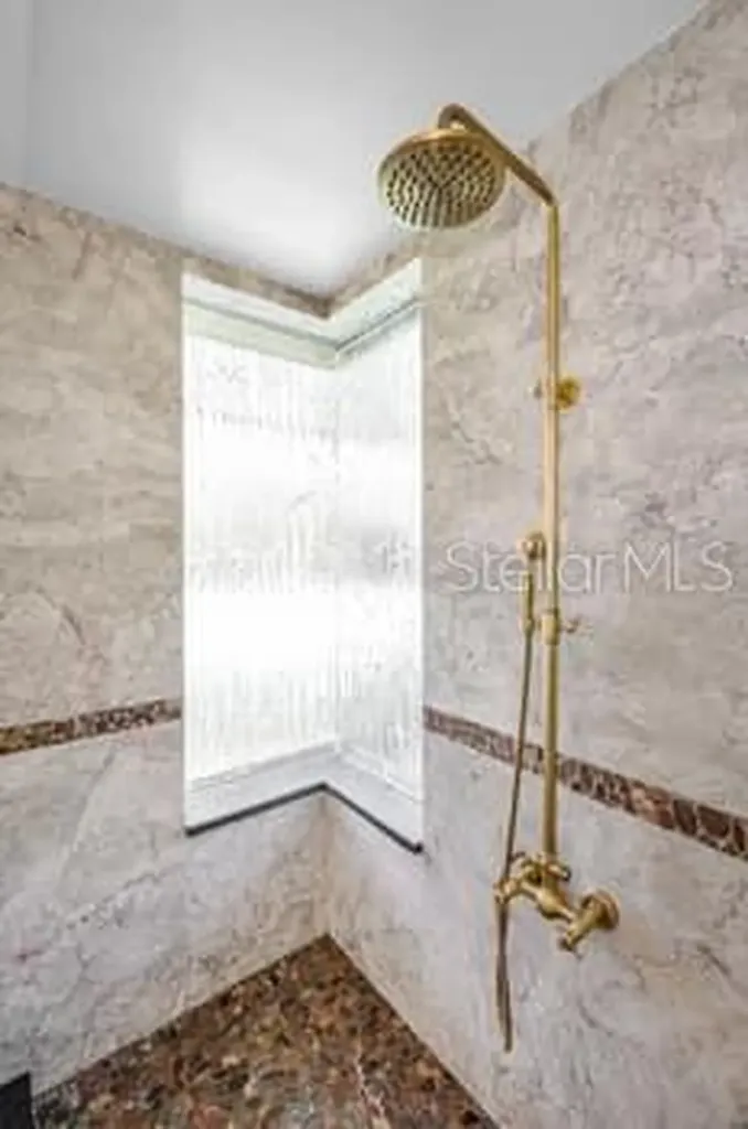 2390 Kent Place Clearwater FL 33764