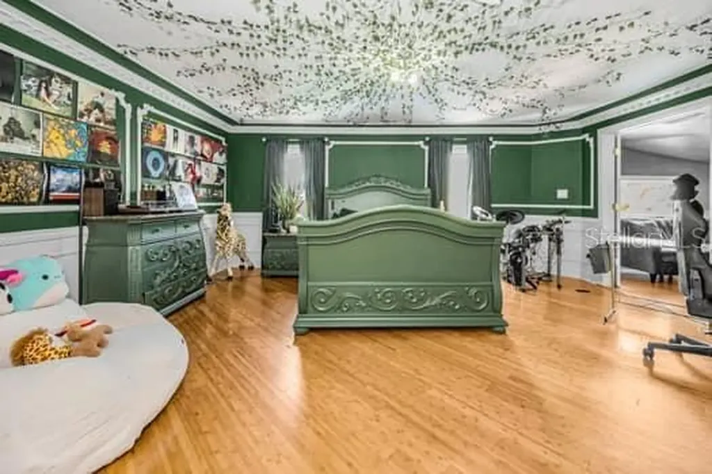 2390 Kent Place Clearwater FL 33764