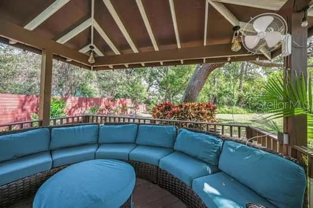 2390 Kent Place Clearwater FL 33764