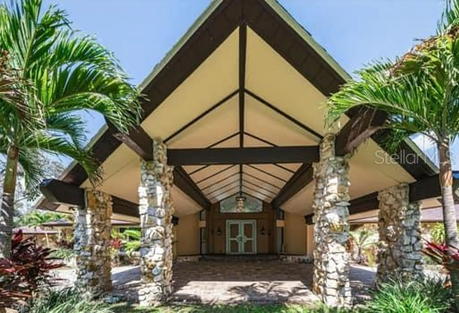 2390 Kent Place Clearwater FL 33764