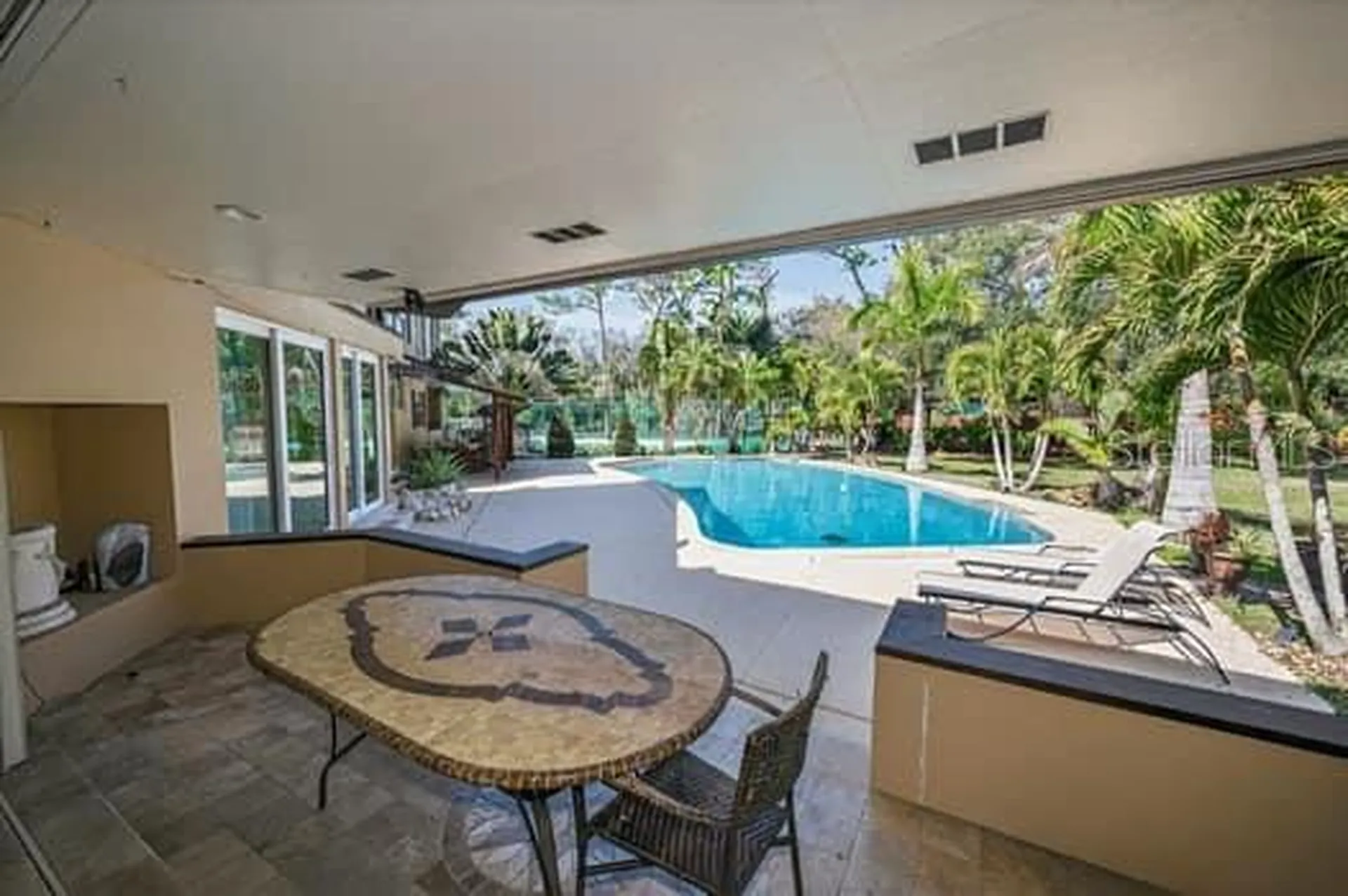 2390 Kent Place Clearwater FL 33764
