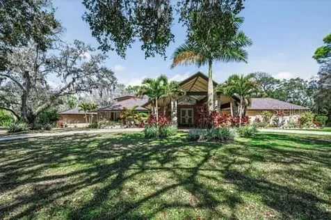 2390 Kent Place Clearwater FL 33764