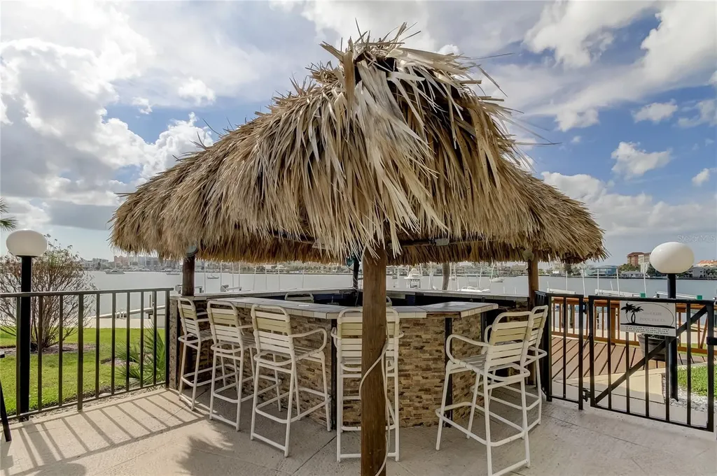 650 Island Way Clearwater Beach FL 33767