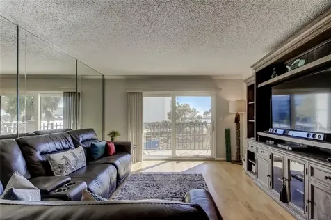 650 Island Way Clearwater Beach FL 33767