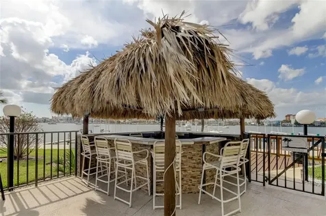 650 Island Way Clearwater Beach FL 33767