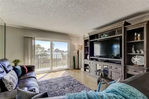 650 Island Way Clearwater Beach FL 33767