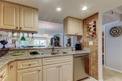 650 Island Way Clearwater Beach FL 33767