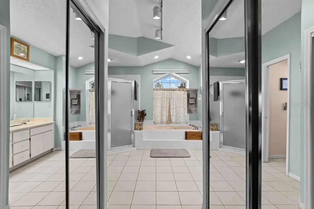 2021 Berry Roberts Drive Sun City Center FL 33573