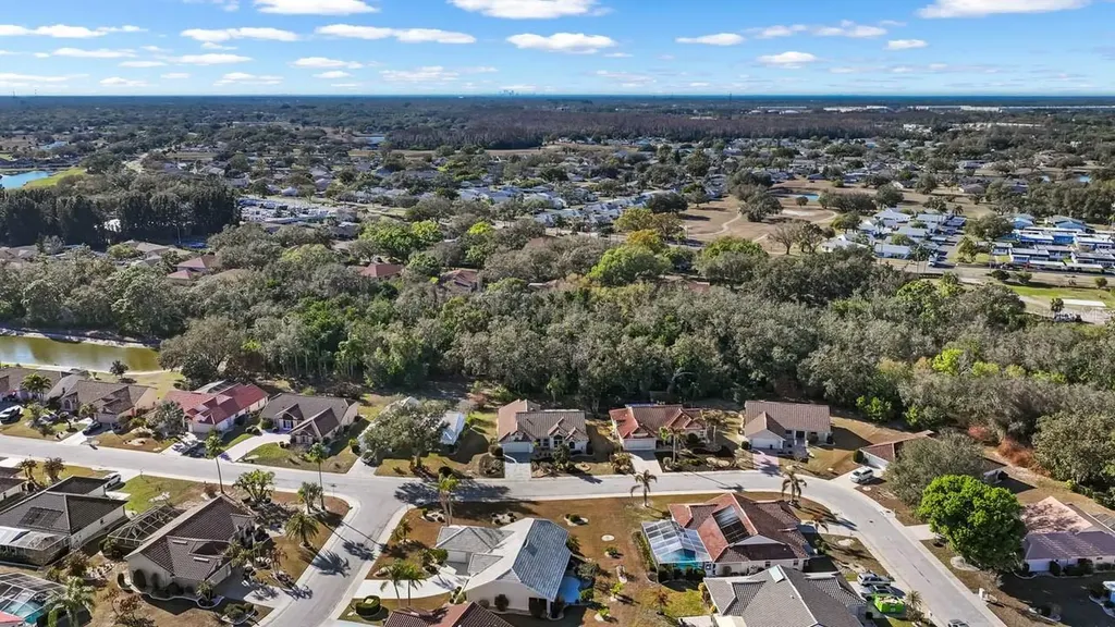 2021 Berry Roberts Drive Sun City Center FL 33573