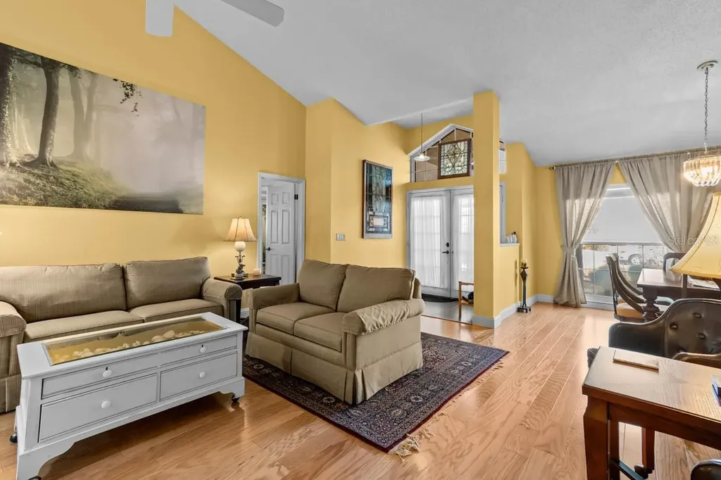 2021 Berry Roberts Drive Sun City Center FL 33573