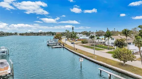 3925 Sunrise Drive S St Petersburg FL 33705