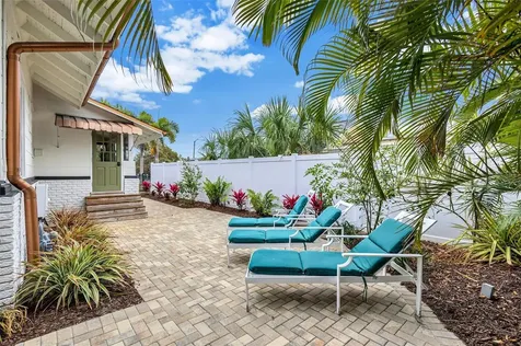 3925 Sunrise Drive S St Petersburg FL 33705