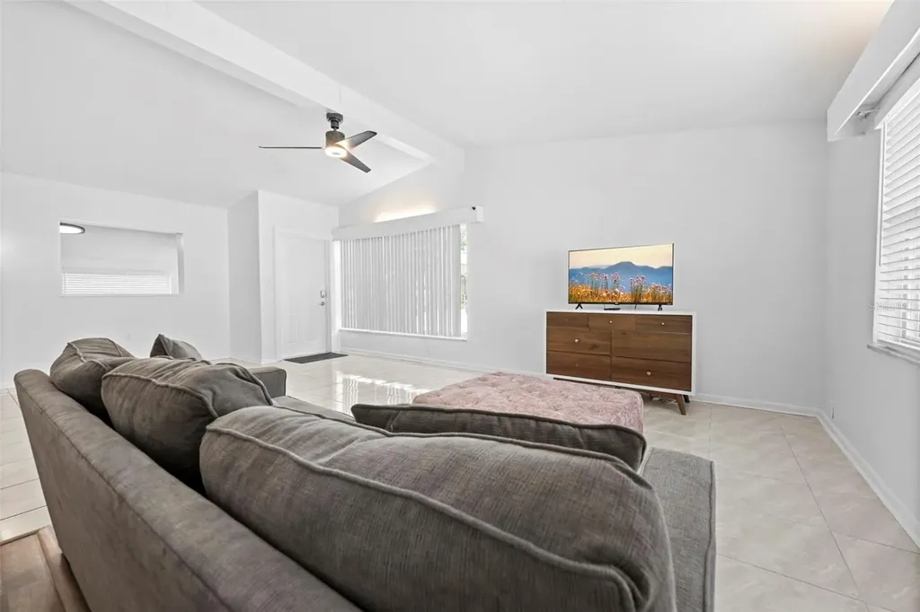 6307 Julie Street Tampa FL 33610