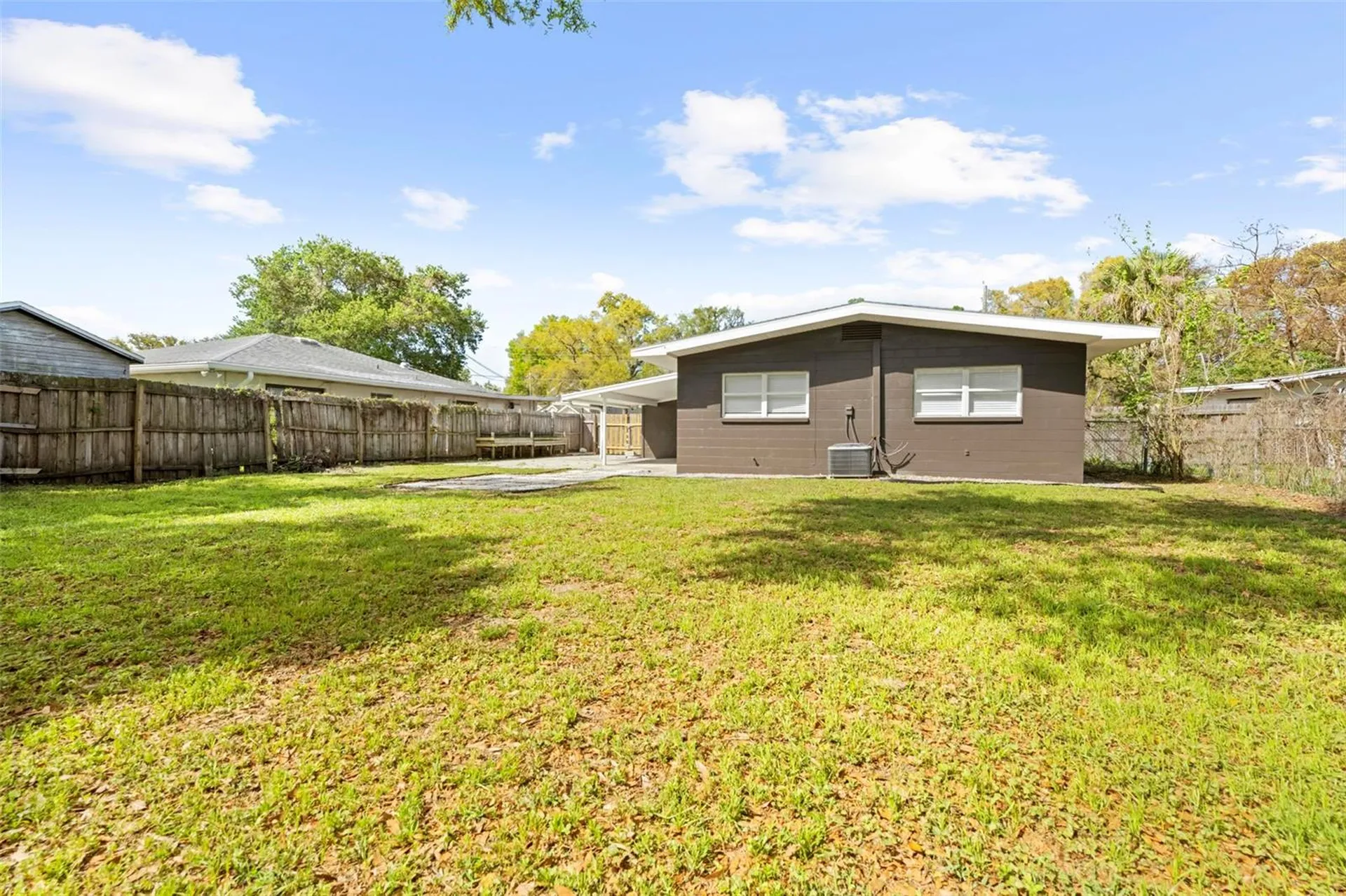 6307 Julie Street Tampa FL 33610