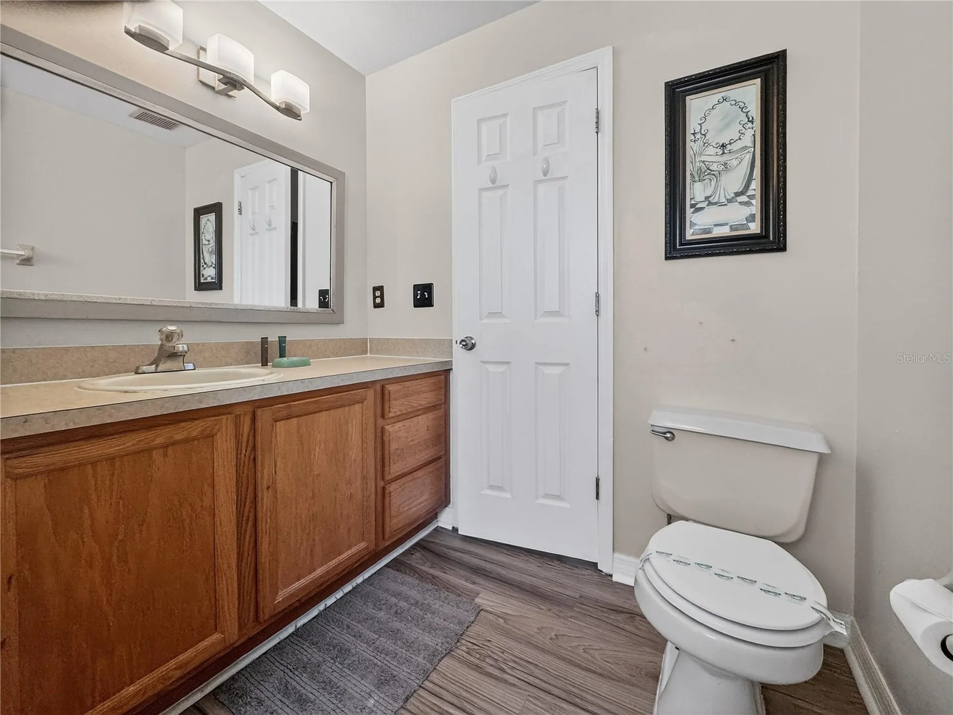 5005 Laguna Bay Circle Kissimmee FL 34746
