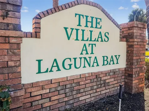 5005 Laguna Bay Circle Kissimmee FL 34746