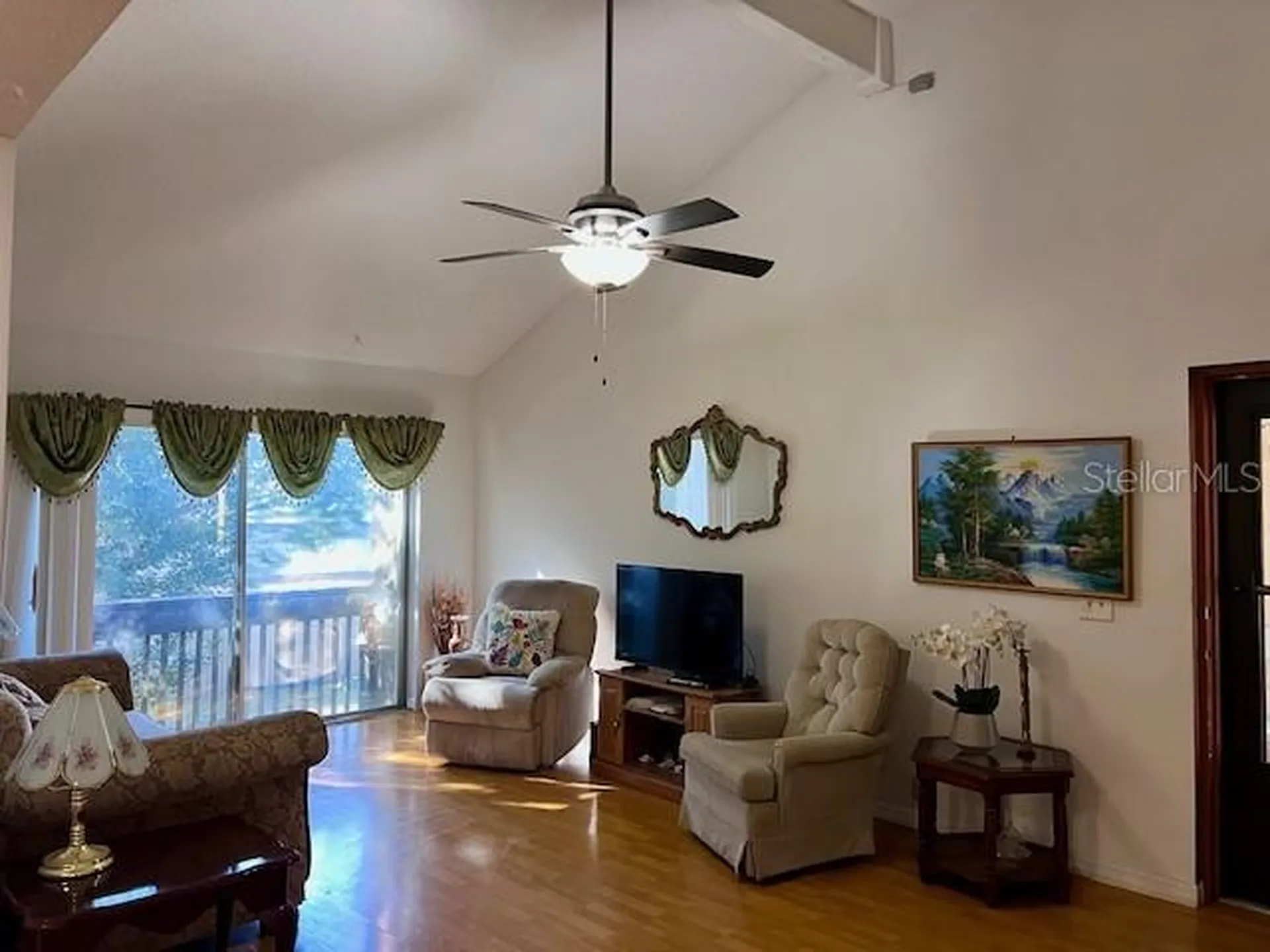 370 Windmeadows Street Altamonte Springs FL 32701