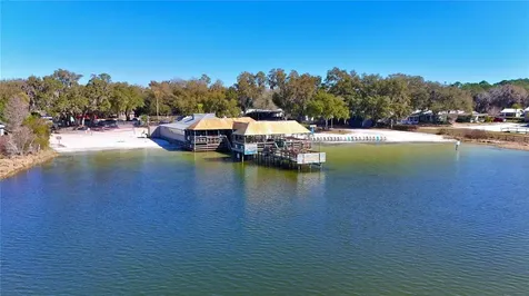 125 Fisher Way Ocklawaha FL 32179