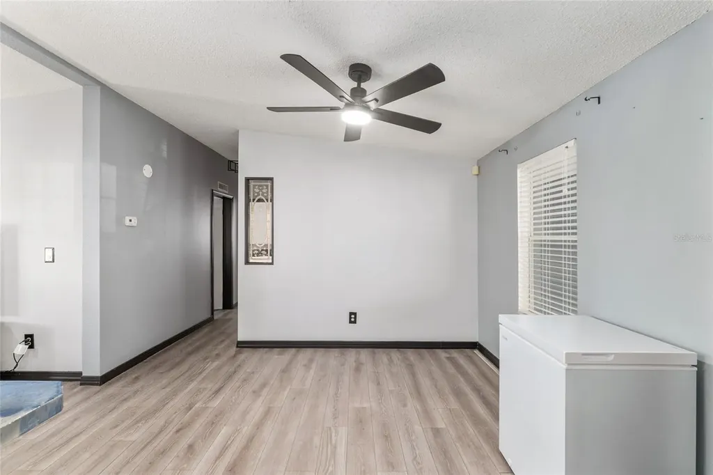 6832 NE 3rd Place Ocala FL 34470