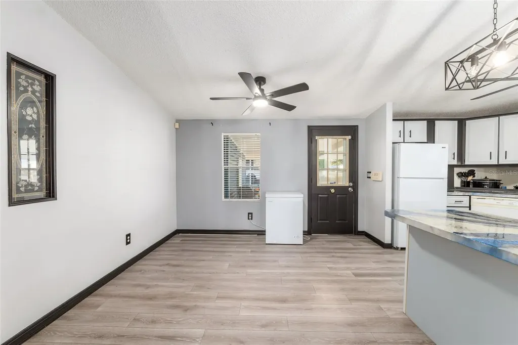 6832 NE 3rd Place Ocala FL 34470