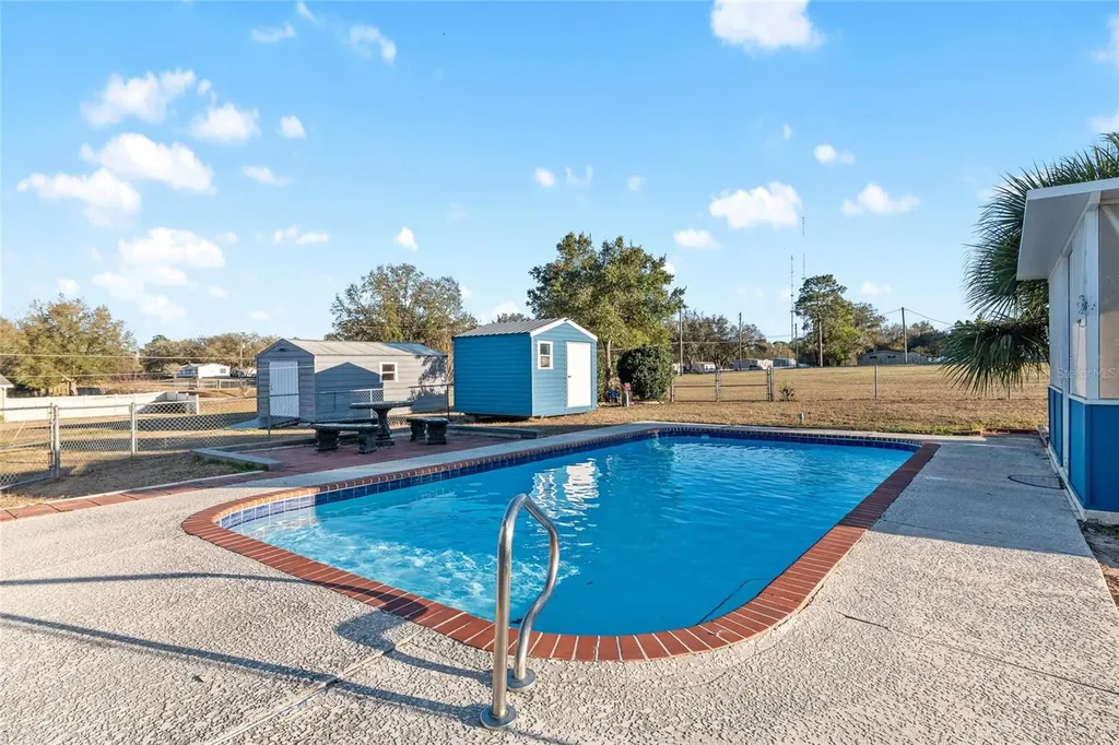 6832 NE 3rd Place Ocala FL 34470