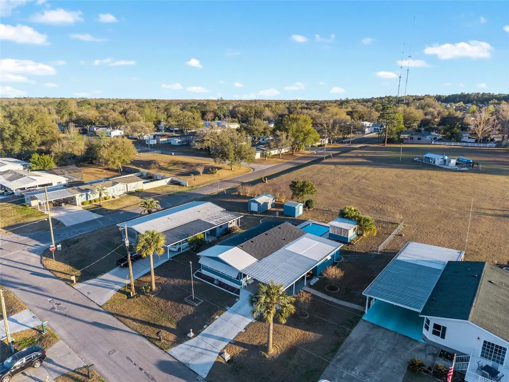 6832 NE 3rd Place Ocala FL 34470