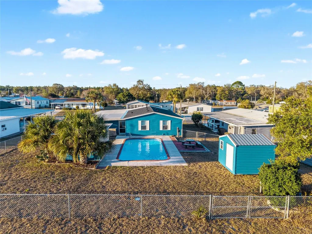 6832 NE 3rd Place Ocala FL 34470