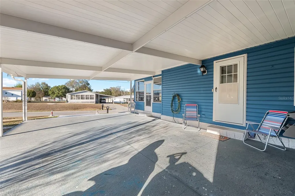 6832 NE 3rd Place Ocala FL 34470