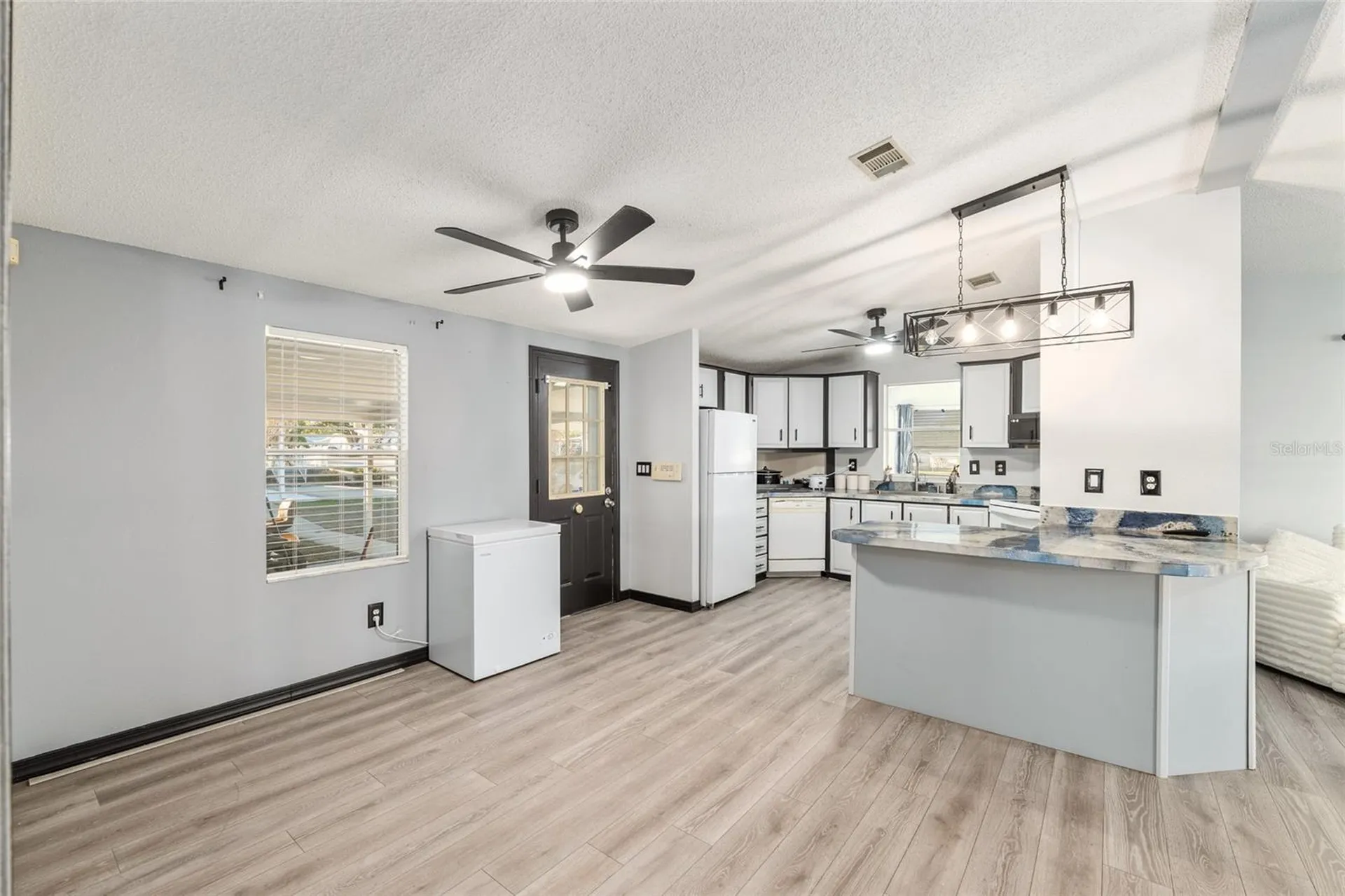 6832 NE 3rd Place Ocala FL 34470