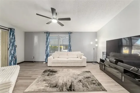 6832 NE 3rd Place Ocala FL 34470