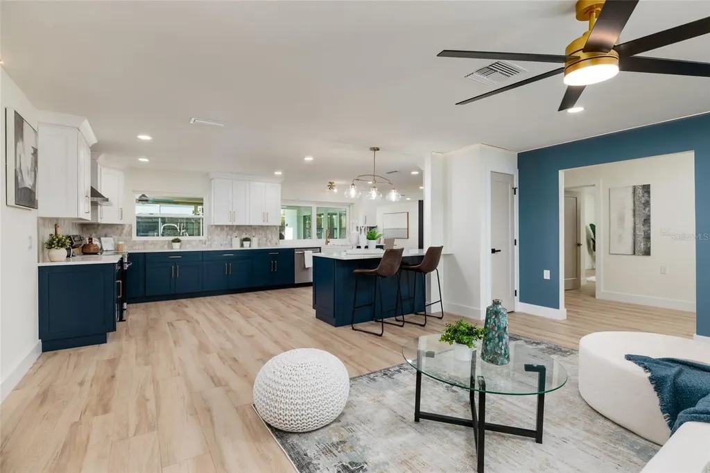 1985 Michigan Avenue NE St Petersburg FL 33703