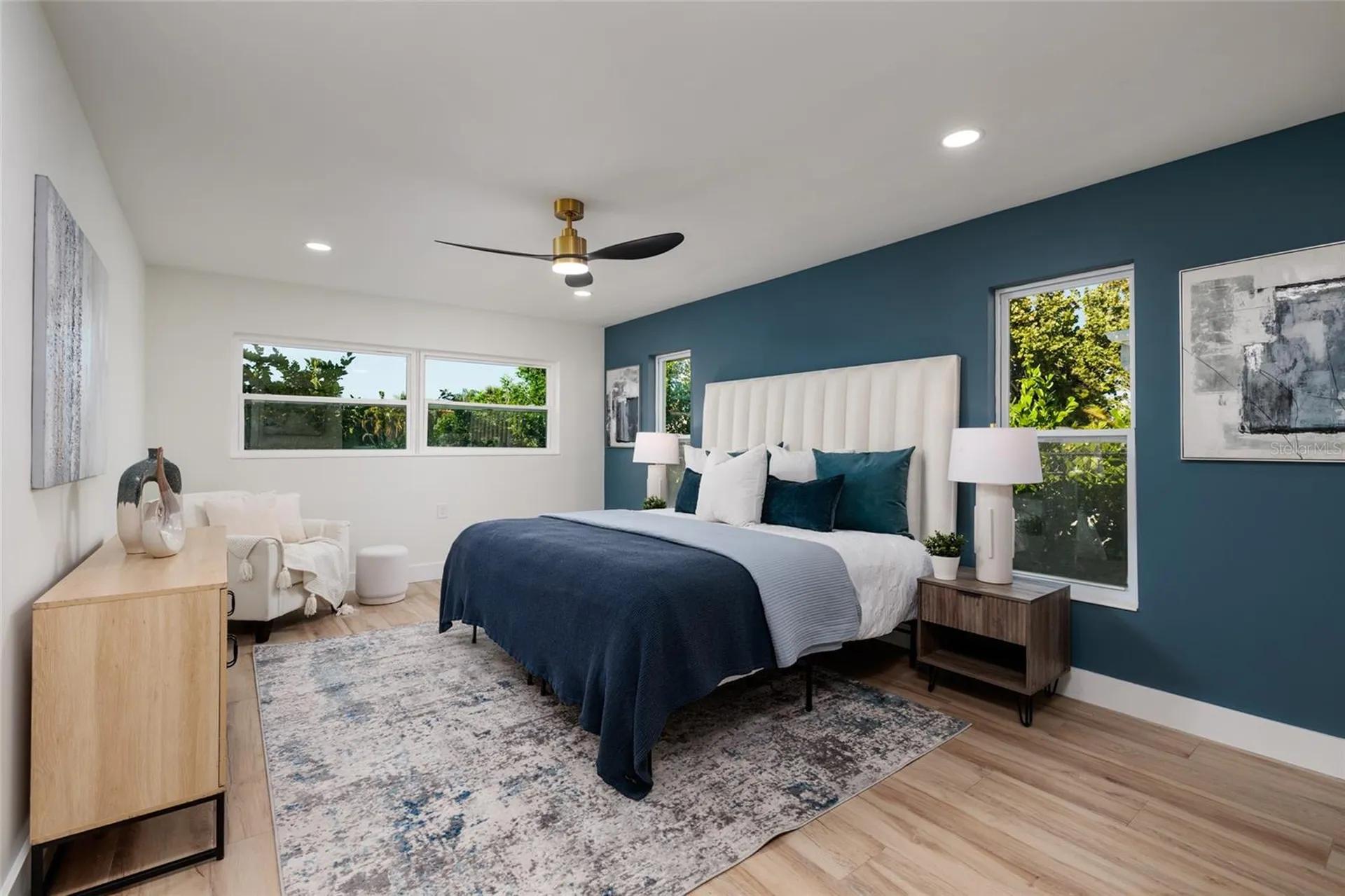 1985 Michigan Avenue NE St Petersburg FL 33703