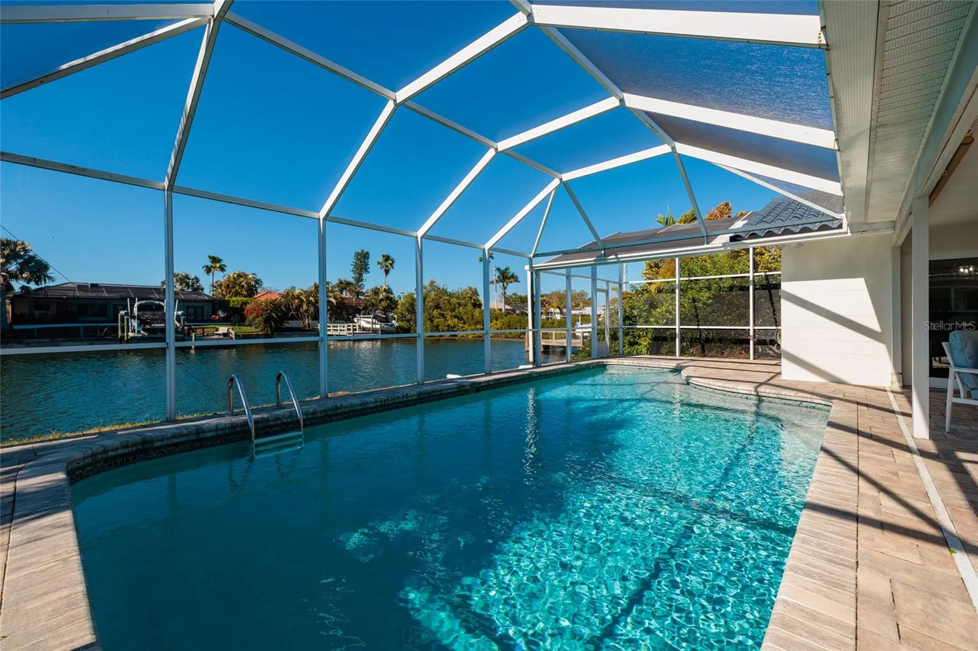 1985 Michigan Avenue NE St Petersburg FL 33703