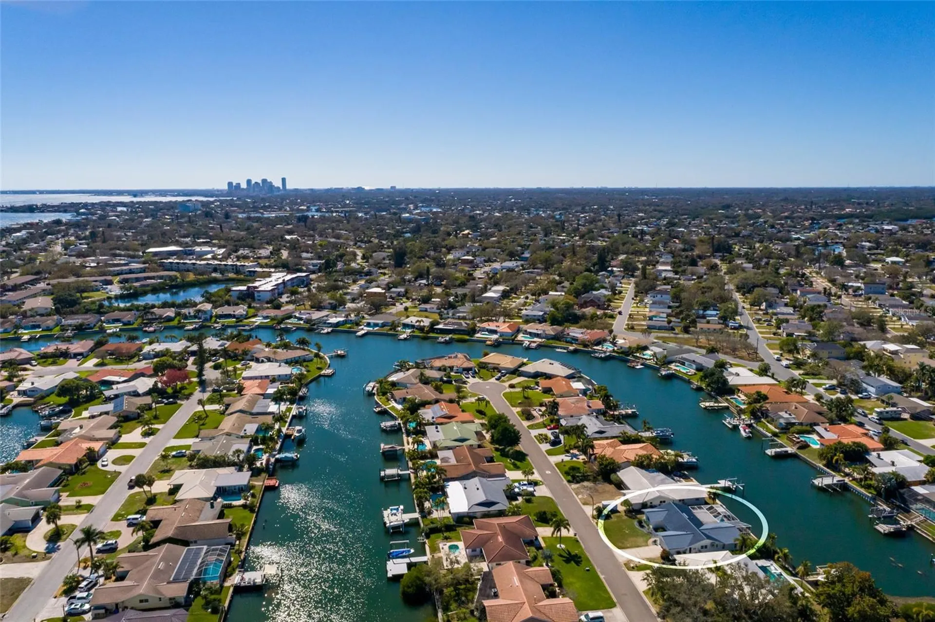 1985 Michigan Avenue NE St Petersburg FL 33703