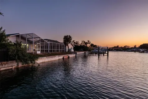 1985 Michigan Avenue NE St Petersburg FL 33703
