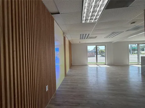 3418 W Swann Avenue Tampa FL 33609