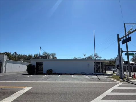 3418 W Swann Avenue Tampa FL 33609