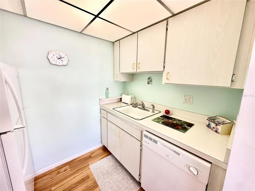 2476 Enterprise Road Clearwater FL 33763