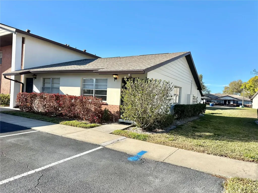2476 Enterprise Road Clearwater FL 33763