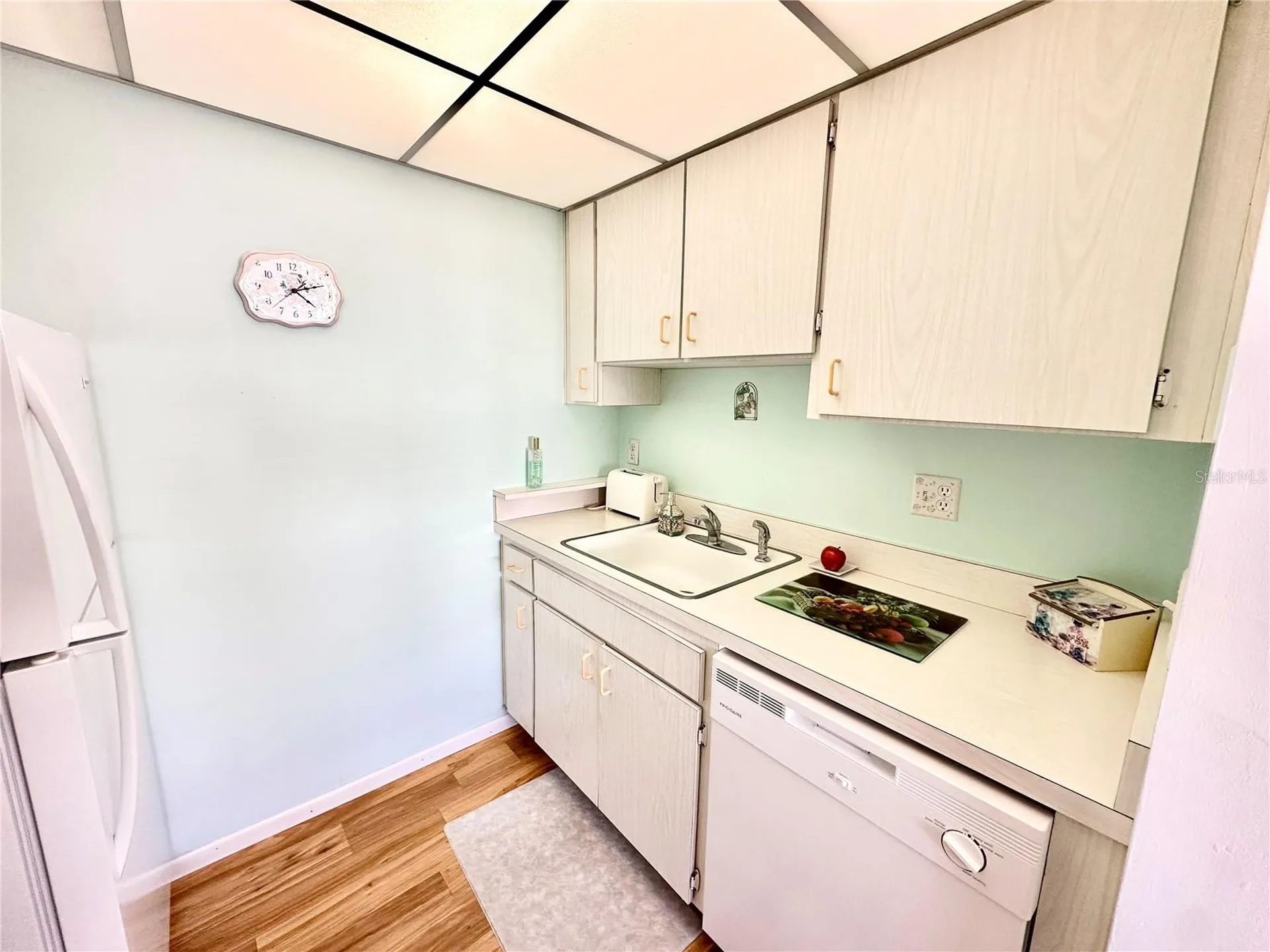 2476 Enterprise Road Clearwater FL 33763