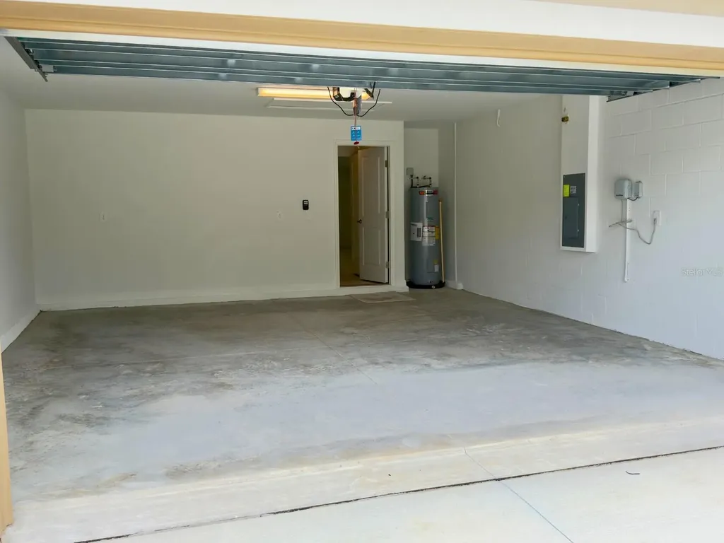 2318 Allium Roseum Lane Plant City FL 33565