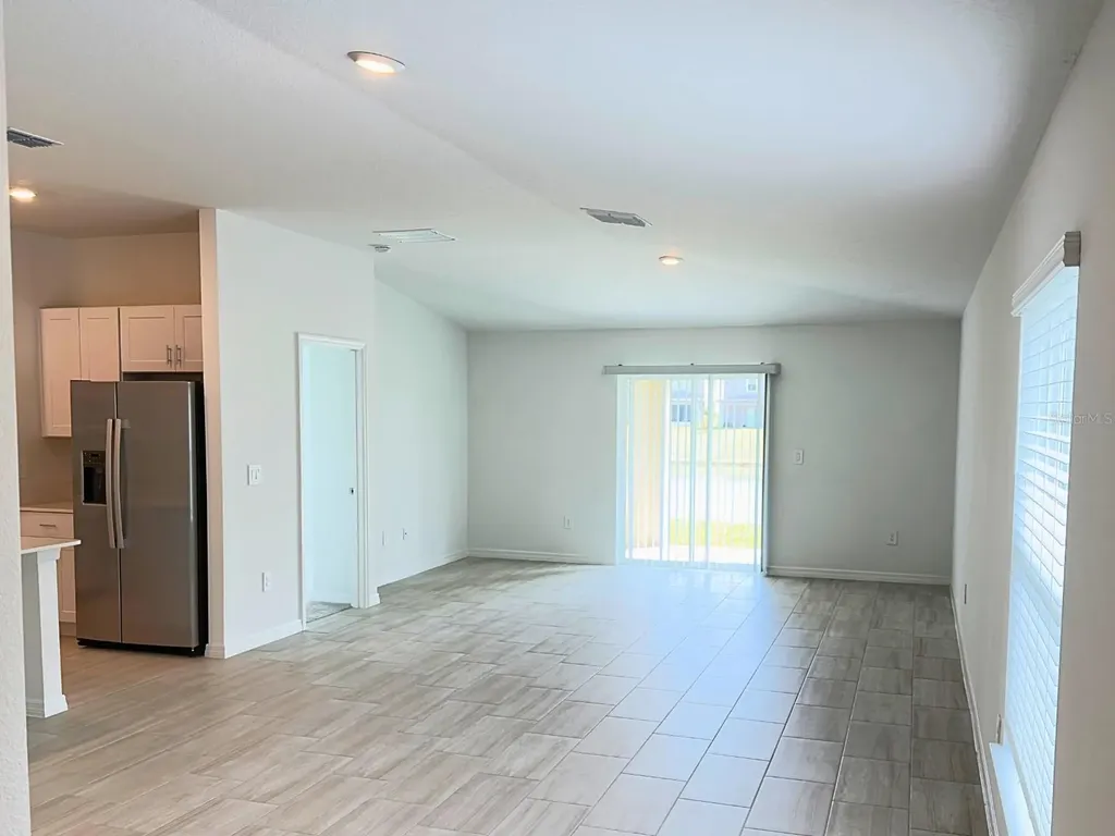 2318 Allium Roseum Lane Plant City FL 33565