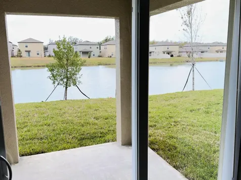 2318 Allium Roseum Lane Plant City FL 33565